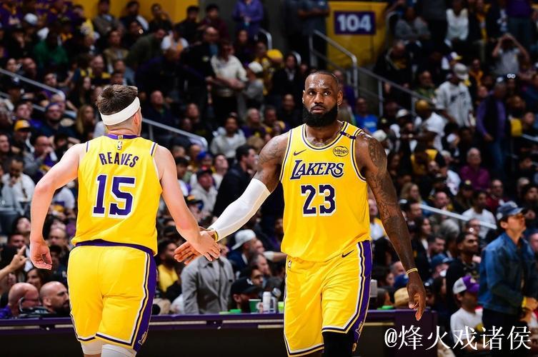 詹姆斯仅得10分，浓眉12+11，湖人负森林狼近7场输5场